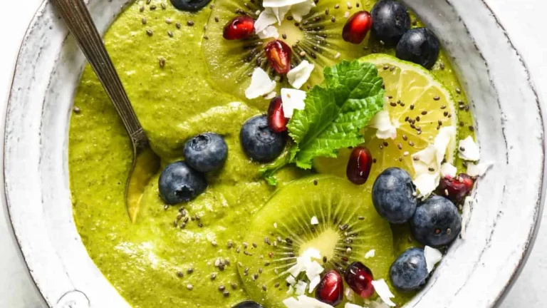 25 Healthy Smoothie Bowl Recipes (You’ll Wish You Found Sooner)