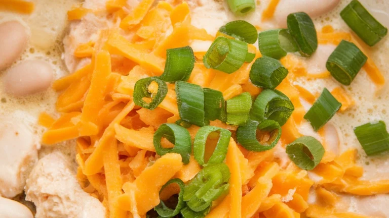 Slow Cooker Creamy White Chicken Chili - Featured